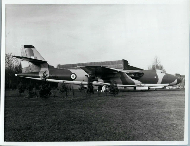 Vickers Valiant B.1 Xd818 Raf Marham Norfolk Vintage Photo