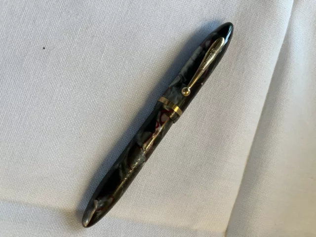 Vintage Sheaffer Pen Co Celluloid Fountain Pen Gold Nib