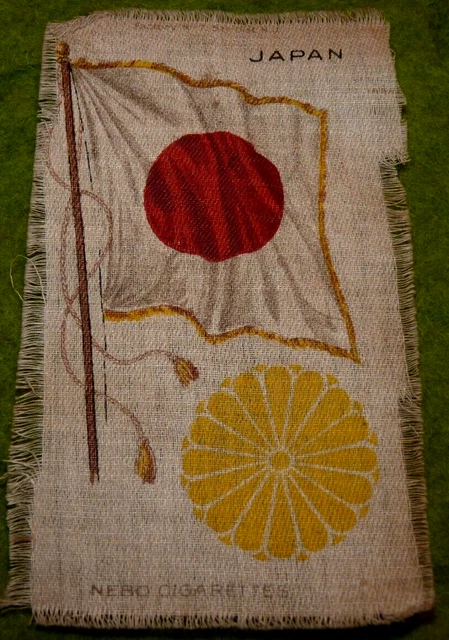 21/22 Nebo cigarettes silk flag Japan  Publicité en soie ancien drapeau Japon