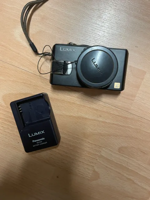 Panasonic camera Lumix DMC-LX2 LEiCA 10.2MP, Untested