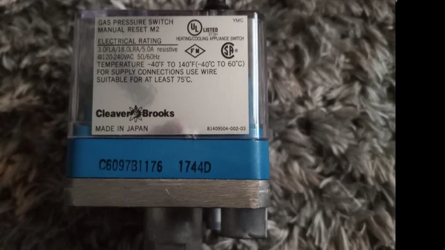 Honeywell C6097B1176 Gas Pressure Switch.