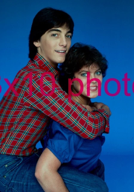 SCOTT BAIO #663,ERIN MORAN,charles in charge,happy days,8X10 PHOTO