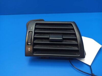 Tector 2003 Iveco Cargo Tector ML75E17K 30-8 Tableau de Bord Côté Air Vent Grille 