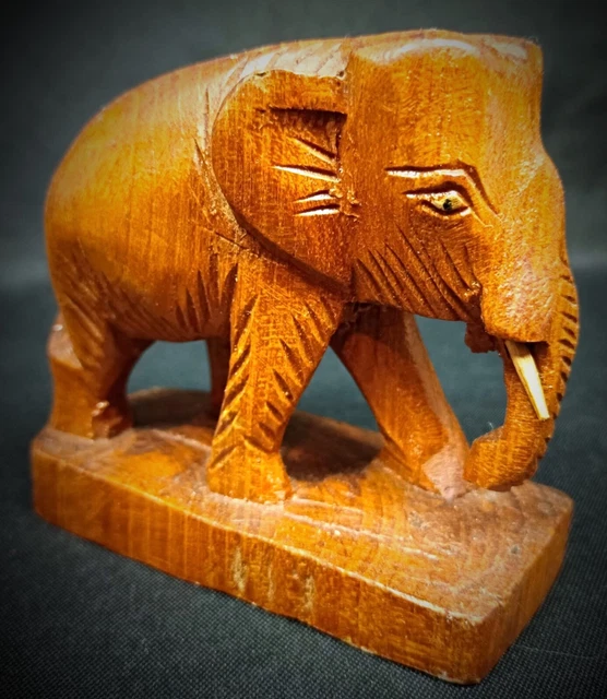 Purity - Statue d'éléphant en bois sculpté pour ornement, Bois