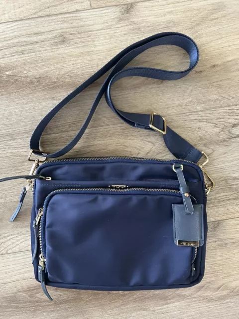 Tumi Navy Blue Nylon Voyageur Luanda Flight Bag Crossbody Purse