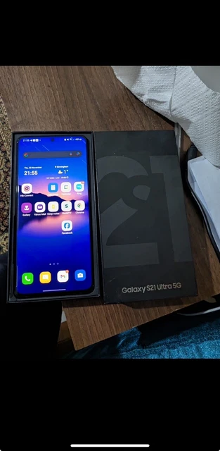 Samsung Galaxy S21 Ultra 5G SM-G998B/DS - 256GB - Phantom Black (Unlocked)