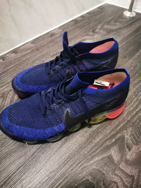 NIKE AIR VAPORMAX Flyknit Be True UK 10 Trainers Pride Sneakers
