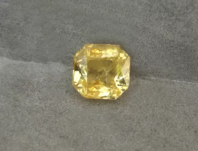 1.57cts Yellow Sapphire Cushion cut srilanka Natural UnHeated Precious Gemstone 2