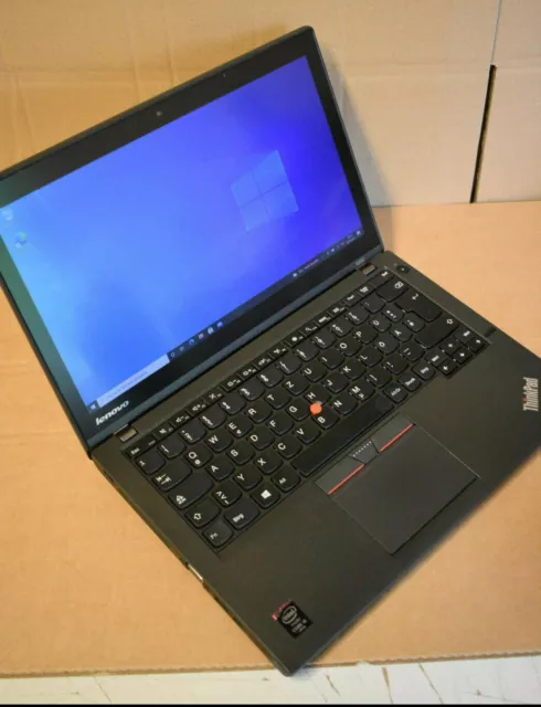 Lenovo ThinkPad X250 Notebook 12" LED FHD Touch i5 8GB Ram 240GB SSD Webcam