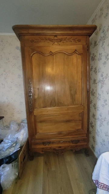 Armoire à Vêtements / Bonnetière En Chêne Massif – Autoportante – Occasion