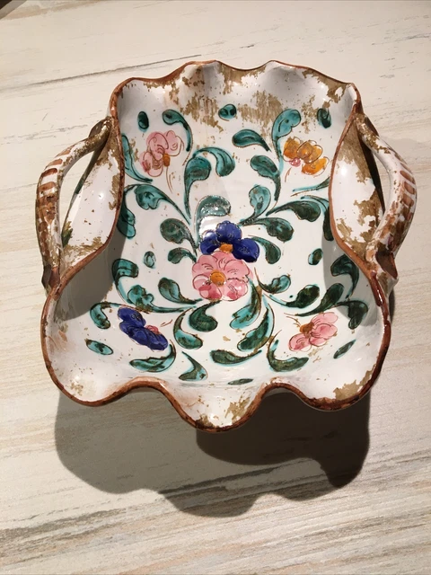 Broche En Céramique Signée ISLAND à Identifier - Occasion Bon état - Matière Céramique