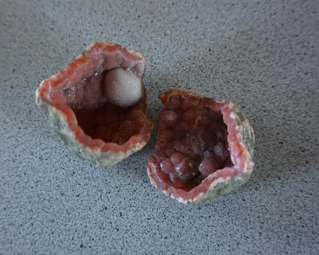 RS1221-180: 1 kleine Druse Geode