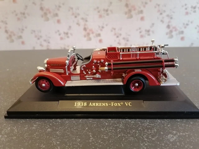 Ahrens-Fox Quad Fire Engine YSFE01 (1994) - Matchbox