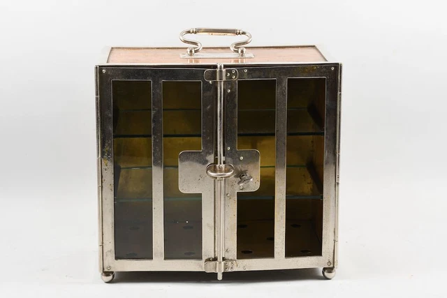 J88M30- Art Deco Arztschränkchen, verglast, um 1930