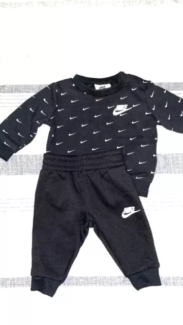 Boys Nike Tracksuit 0-3 Months