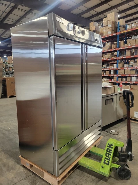 |3216| MoTak MSD-2DR-BAL 54" Two Section Reach In Refrigerator, 2 Doors, 115v