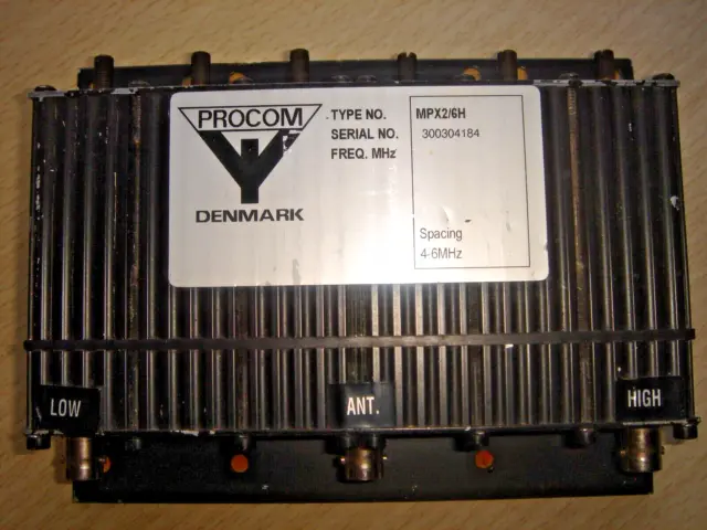 Procom MPX2/6H  152-175MHz 50Watt VHF duplexer with BNC connectors