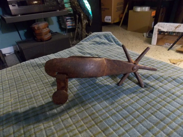 Antique IRON SPUR Hand Forged Cowboy Western Collector Rare Complete VG !