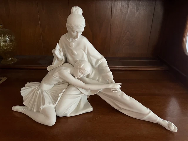 Lladro CLOSING SCENE by Vincente Martinez #4935 