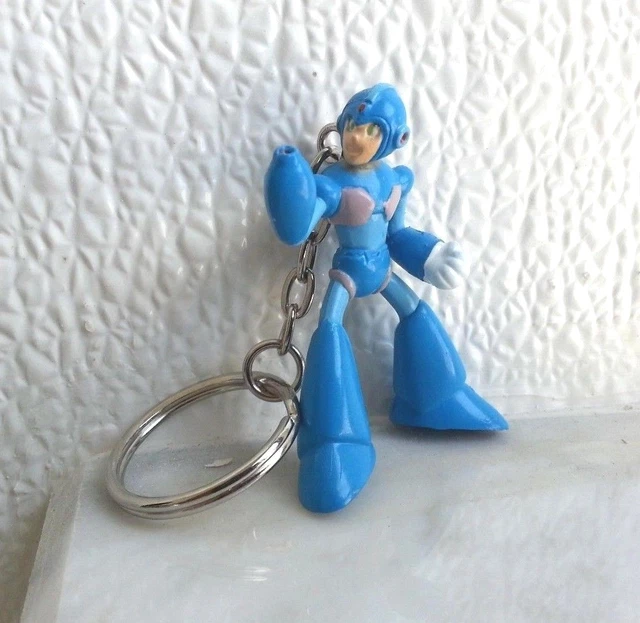 ROCKMAN MEGAMAN MINI FIGURE KEYCHAIN CAPCOM Zero Protoman Metalman Gutsman Bass