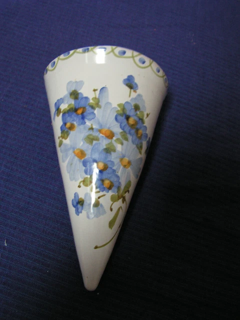 BOUQUETIERE  vintage céramique     signée