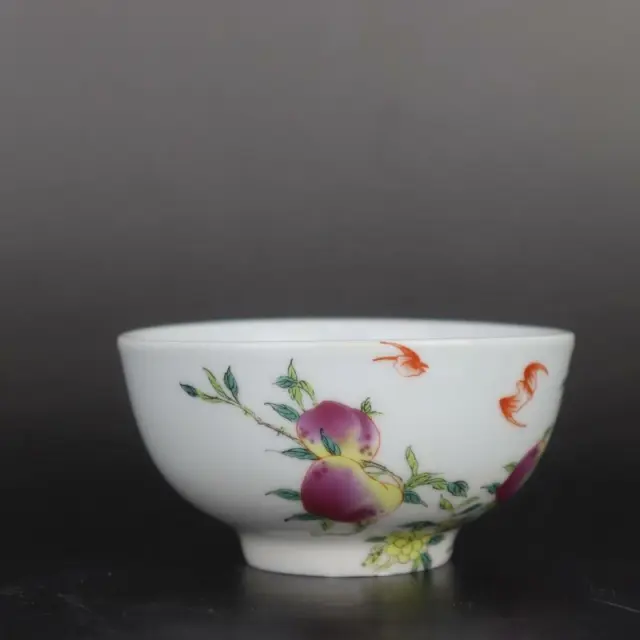 Chinese Famille Rose Porcelain Qing Qianlong Peach Design Small Bowl 4.1 inch