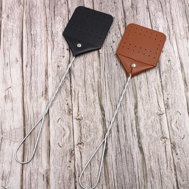 Cuir durable Fly Swatter avec poignée en fer attrapage efficace noir/marron