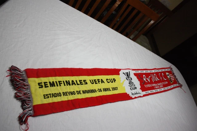 BUFANDA FUTBOL Lana Oficial Del Sevilla Fc De La Final De La Uefa Cup Del 2007 EUR 29,95 - ES