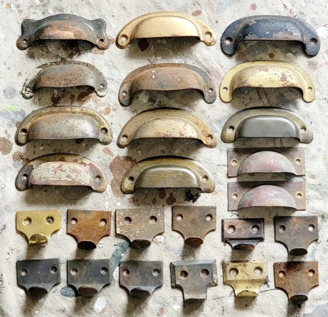 Old Vtg Antique Lot Of 25 Drawer Pull Dresser Cabinet Tin Brass Iron Restoration