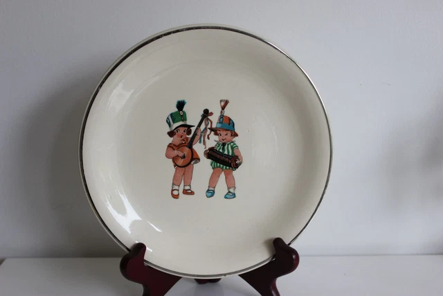 Amusante Assiette SARREGUEMINES ENFANTS  FANFARE MUSIQUE STYLE ENFANTS  RICHARD
