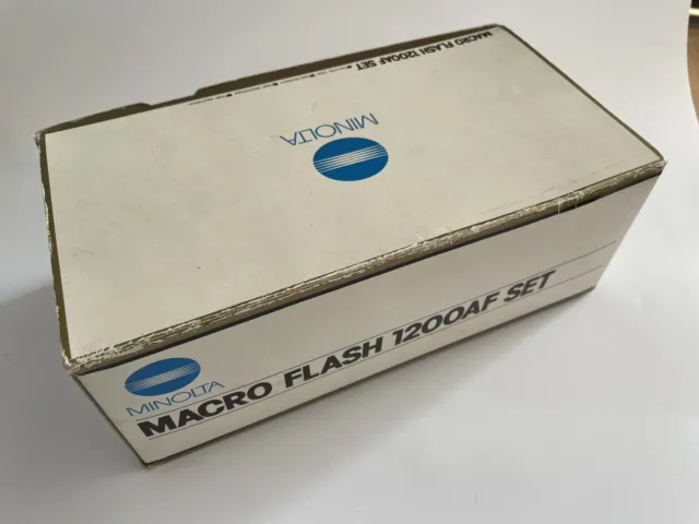 Minolta 1200AF macro flash set