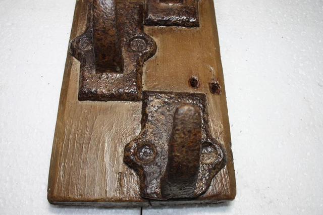 Vintage Heavy Duty Cast Iron Tack hooks Barn Wood Antique Coat Hat Primitive 6