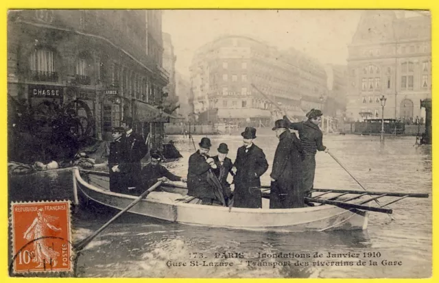 cpa 75 - PARIS INONDATION De 1910 GARE ST LAZARE CANOT Transport des RIVERAINS