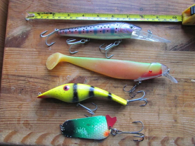 4 x Pike Lures ....... .. Pike , Musky Fishing ......