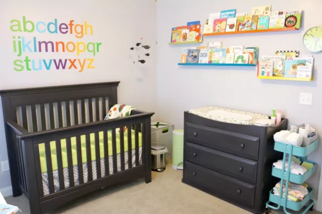 Convertible crib w/ full size conversion rails, flippable dresser/changing table Convertible crib w/ full size conversion rails, flippable dresser/changing table