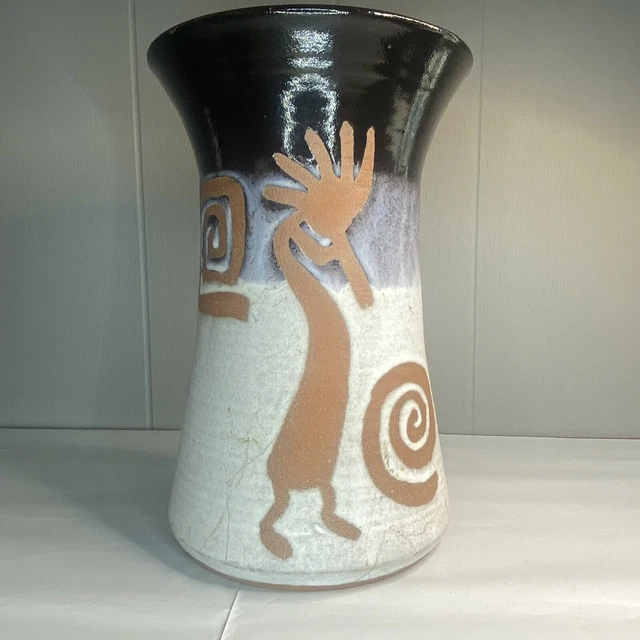 VINTAGE NATIVE AMERICAN Pottery Kokopelli Vase Glaze Signed On Bottom