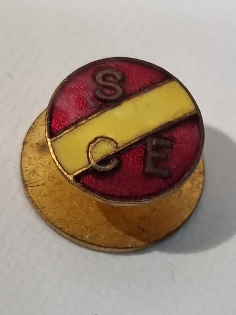 Insigne Lutte Wrestling France épinglette métal 1950s miniature