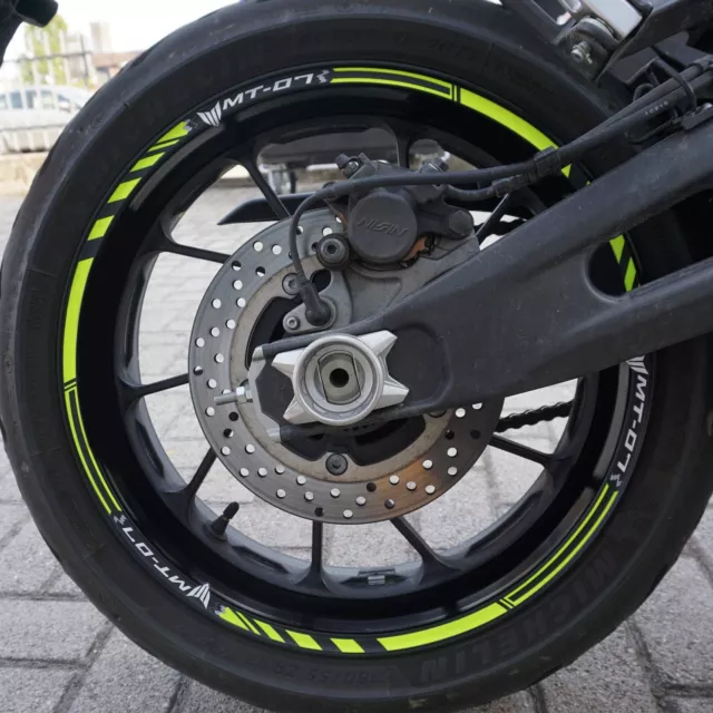 Strisce Adesive per Cerchi Ruote Moto compatibili Con Yamaha MT-07 - Giallo Fluo
