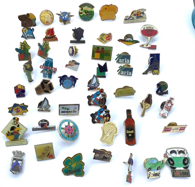 Lot De 3 Pins/badges - Tour Eiffel Et Blason (type Paris), Occasion
