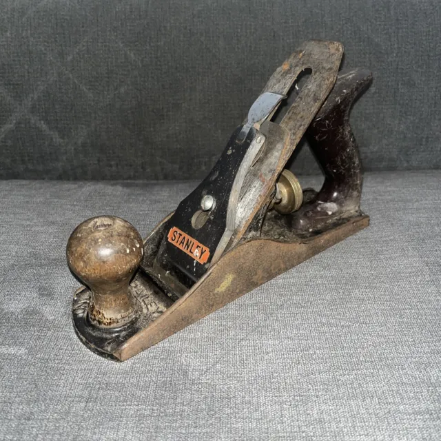 Vintage Stanley  Bailey No 4 Smoothing Plane. G12-004. Made in England
