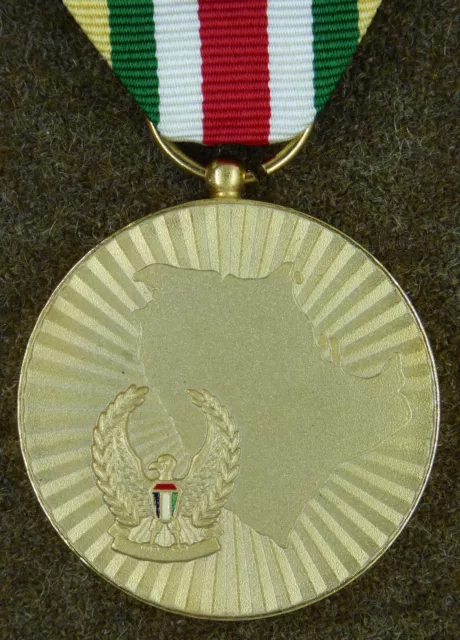 United Arab Emirates (UAE) Liberation of Kuwait Medal Gulf War Full Size (G105)