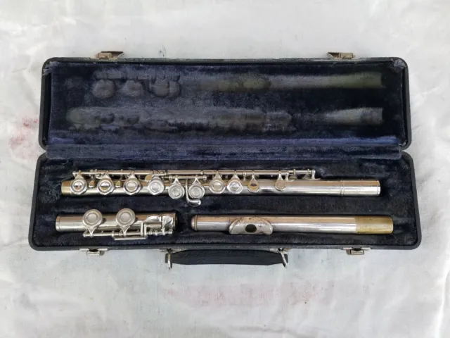 Vintage ARTLEY SILVER PLATED FLUTE 17-0 IN CASE USA