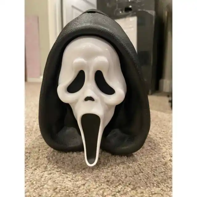 New Scream 6 VI 2023 Ghost Face Popcorn Bucket Sealed Cinemark Exclusive Tubs US