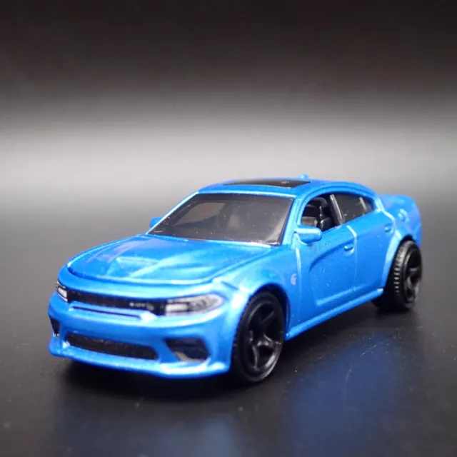 2020 Dodge Charger Srt Hellcat 1:64 Scale Collectible Diorama Diecast Model Car