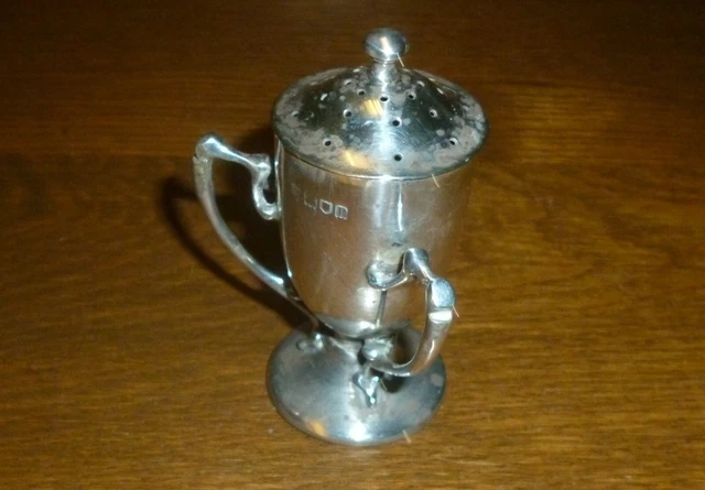 Antico Argento Solido Trofeo Forma Coppa Pepe di H C Freeman & Co, Londra 1910