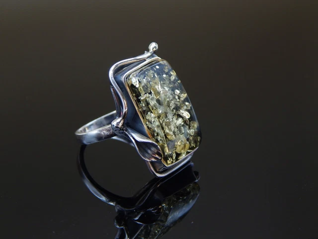 Green amber ring deals