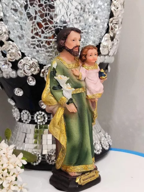 Polyresin Statue Christian Decor Saint Joseph Holding Jesus Statue Showpiece 2