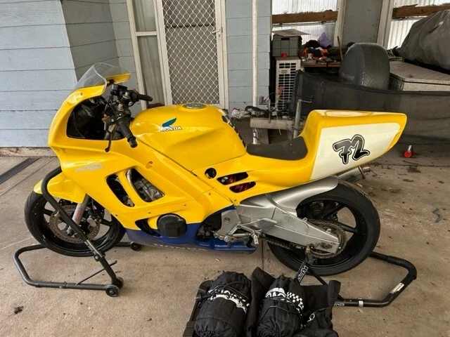 Cbr600f cheap track bike