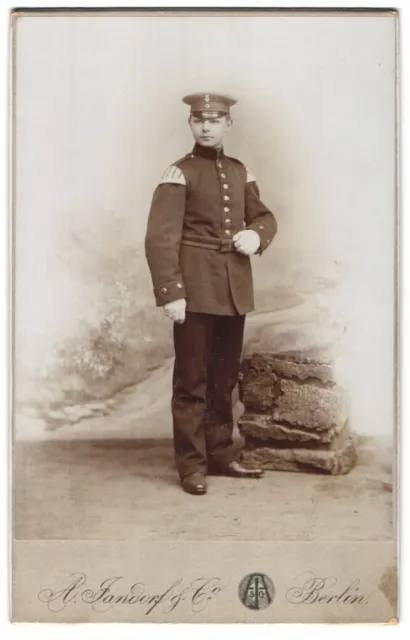 Photography A. Jandorf & Co., Berlin, N. Brunnenstr. 19-21, Portrait of Young Mili