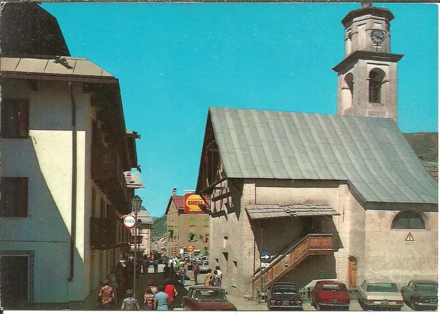 Livigno (Sondrio) Chiesa Sant'Antonio, Insegne Distrib. Carburanti Shell e Fina
